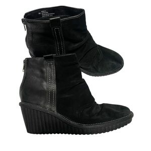 Bionica wedge booties black suede woman’s size 9M
Back zipper whimsigoth grunge